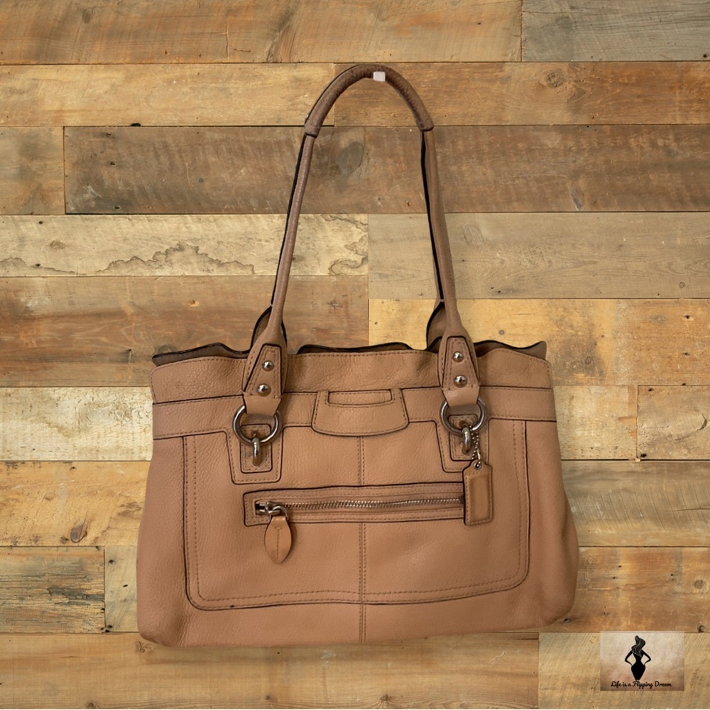 Coach Elegant Tan Leather Tote Bag #2093